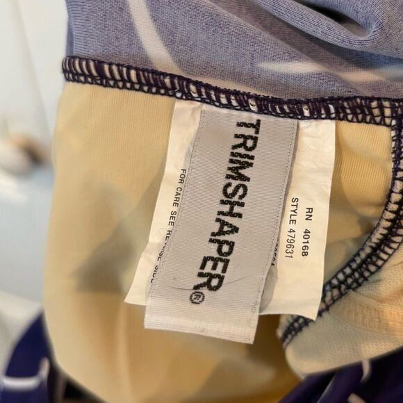 Trimshaper One Piece Swimsuit Size 16 - Picture 6 of 8